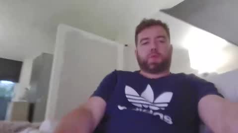 Snapshot of bubblensuck13 chatting on November 4, 3:22 pm bubblensuck13 online show from November 4, 3:22 pm