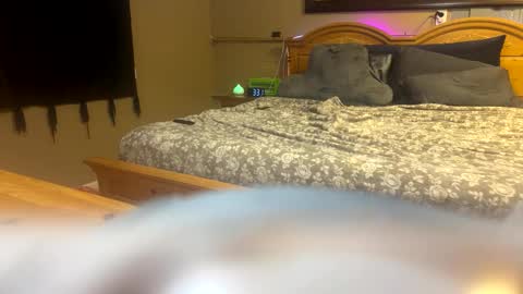 bubbles online show from May 16, 8:33 am
