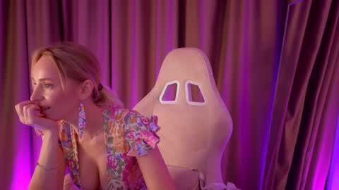 bubbling_crush online show from February 16, 1:14 am