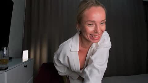 bubbling_crush online show from October 17, 8:44 pm