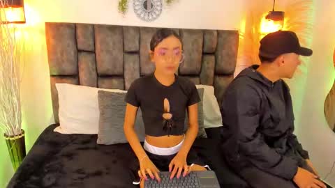 Snapshot of buda_cataleya chatting on March 20, 11:15 am buda cataleya online show from March 20, 11:15 am