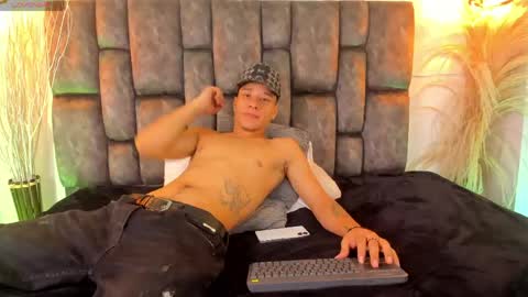buda cataleya online show from May 23, 11:14 am
