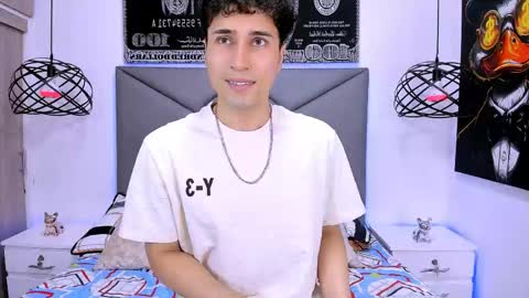 Snapshot of buddy_whitte chatting on May 11, 6:38 pm Buddy Whitte online show from May 11, 6:38 pm
