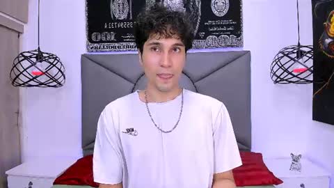 Snapshot of buddy_whitte chatting on June 27, 8:14 pm Buddy Whitte online show from June 27, 8:14 pm