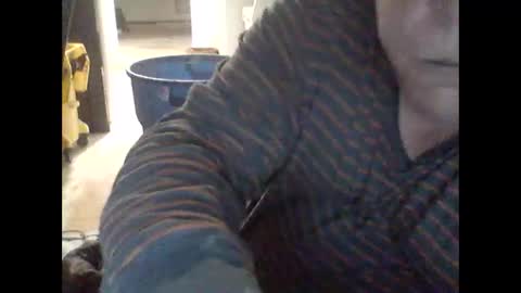 Snapshot of buddyluvzumore chatting on January 21, 2:11 am buddyluvzumore online show from January 21, 2:11 am