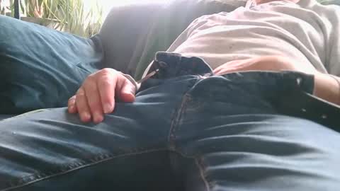 Snapshot of buggemann chatting on October 8, 3:31 pm buggemann online show from October 8, 3:31 pm