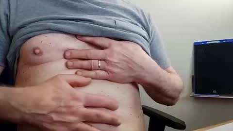 Snapshot of bulkyboners chatting on January 13, 7:46 am ejaculation for 250 online show from January 13, 7:46 am