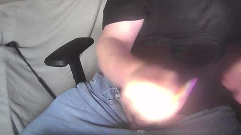 bullen2004 online show from December 18, 12:33 pm