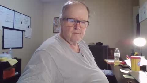 bullfrogg5050 online show from September 16, 3:35 pm