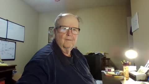 bullfrogg5050 online show from December 16, 3:17 pm