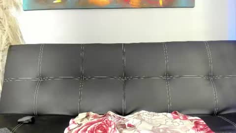 Snapshot of bulma_bambina_ chatting on June 27, 1:39 pm Bulma Bambina online show from June 27, 1:39 pm