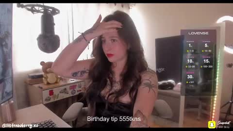        online show from May 19, 9:32 pm