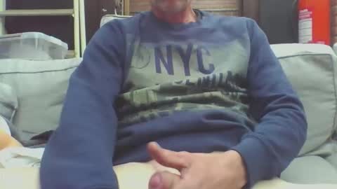 Snapshot of bundy2016 chatting on May 20, 7:14 am Dutch cock online show from May 20, 7:14 am