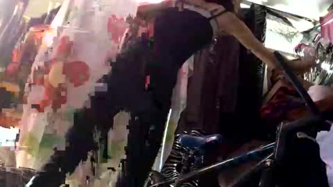 Snapshot of bunniandcryme chatting on November 23, 2:28 pm bunniandcryme online show from November 23, 2:28 pm