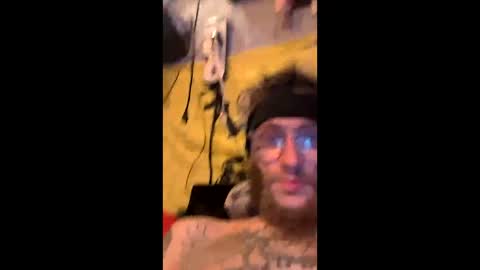 Snapshot of bunniandcryme chatting on November 26, 8:59 am bunniandcryme online show from November 26, 8:59 am