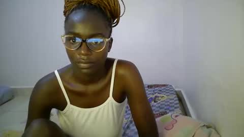 bunny_bliss1 online show from May 11, 4:04 pm