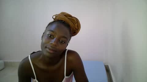 bunny_bliss1 online show from May 16, 10:36 am