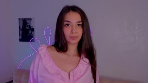 Molly online show from July 8, 10:31 am