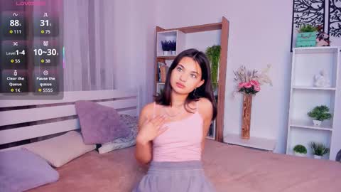 Aria online show from October 30, 8:05 am