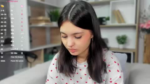 Aria online show from March 7, 8:11 am