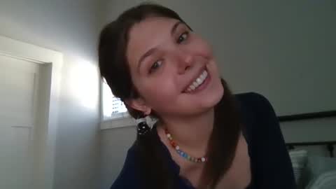 Snapshot of bunnyabigail chatting on February 25, 7:14 pm Abigail Grace online show from February 25, 7:14 pm