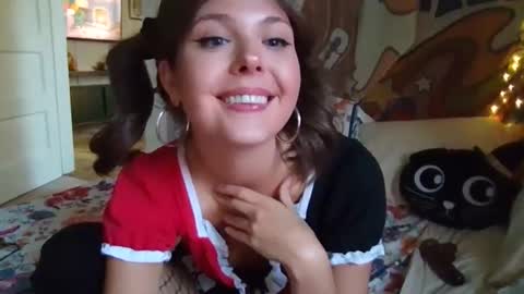 Snapshot of bunnyabigail chatting on October 8, 10:40 pm Abigail Grace online show from October 8, 10:40 pm