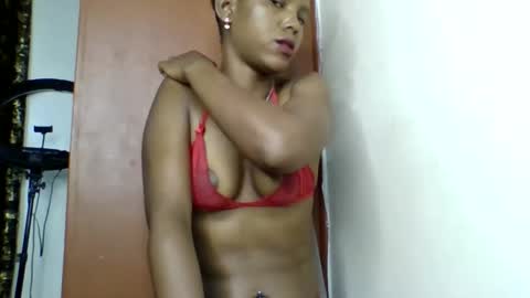 bunnydiva_ online show from February 23, 3:04 am