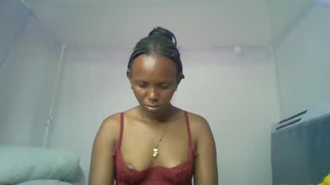 bunnydiva_ online show from May 16, 12:04 pm
