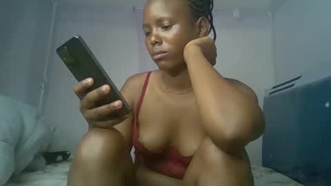 bunnydiva_ online show from May 19, 1:56 am