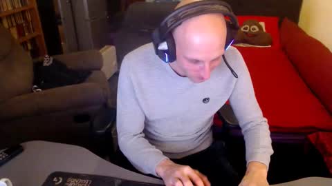 Snapshot of bunnydollstellas_toy chatting on October 28, 2:59 am Gnther online show from October 28, 2:59 am