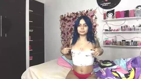 bunnylove_07 online show from February 5, 1:43 am