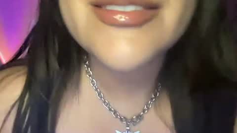 Snapshot of bunnymami chatting on January 17, 3:11 am bunnymami333 online show from January 17, 3:11 am