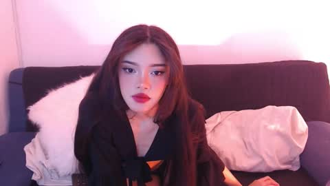 Snapshot of bunnypink2 chatting on February 26, 4:03 am Emma online show from February 26, 4:03 am