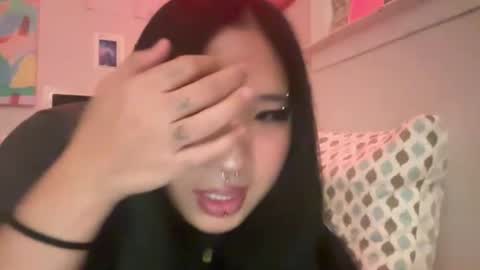 Snapshot of bunnysworld999 chatting on February 16, 2:09 am lulu online show from February 16, 2:09 am