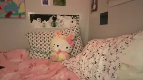 Snapshot of bunnysworld999 chatting on March 2, 2:51 am lulu online show from March 2, 2:51 am