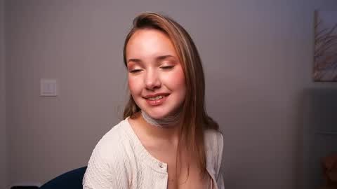  Kira  online show from February 11, 3:33 am