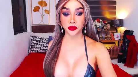 ANGELFOX online show from February 5, 6:23 pm