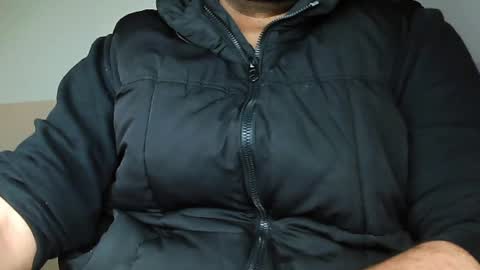 Snapshot of burlymonster chatting on December 3, 5:20 am Hairy Arabian online show from December 3, 5:20 am