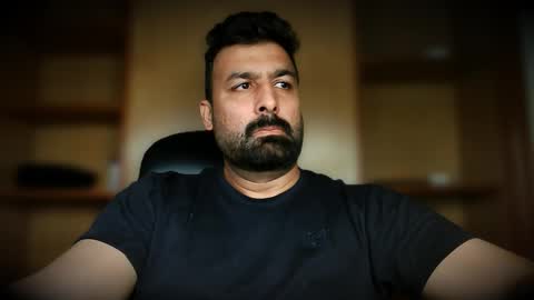 Hairy Arabian online show from October 5, 12:20 am