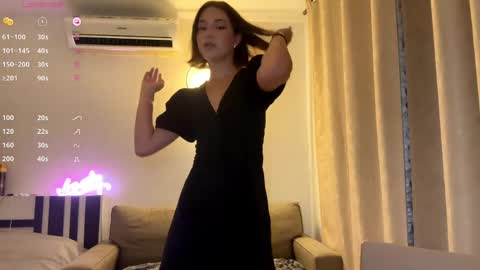 Nica online show from May 6, 8:58 pm