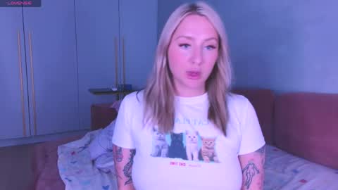 Lissa online show from May 7, 8:14 pm