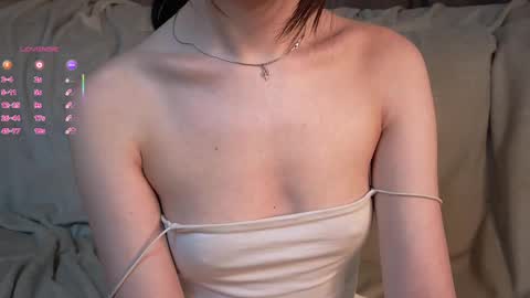 Snapshot of burnletitallburn chatting on March 11, 5:05 am Jessica online show from March 11, 5:05 am