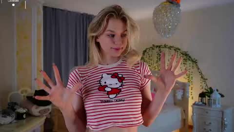 Snapshot of burnletitallburn chatting on October 1, 2:34 pm Jessica online show from October 1, 2:34 pm