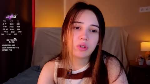 Snapshot of burnletitallburn chatting on October 8, 2:53 am Jessica online show from October 8, 2:53 am