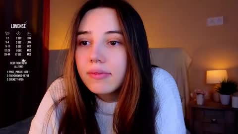 Snapshot of burnletitallburn chatting on October 16, 2:56 am Jessica online show from October 16, 2:56 am