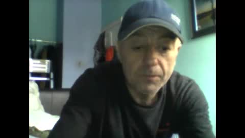 Snapshot of burnleyguy1977 chatting on March 24, 7:13 am burnleyguy1977 online show from March 24, 7:13 am