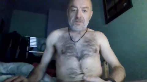 burnleyguy1977 online show from June 4, 10:38 pm