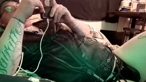 Burnout1315 online show from April 2, 3:37 am