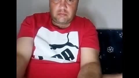 Snapshot of bury703709 chatting on April 19, 10:34 pm Creazy dad online show from April 19, 10:34 pm