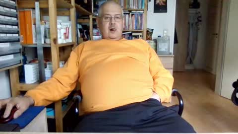 Snapshot of busibaer666 chatting on June 14, 3:25 pm busi online show from June 14, 3:25 pm